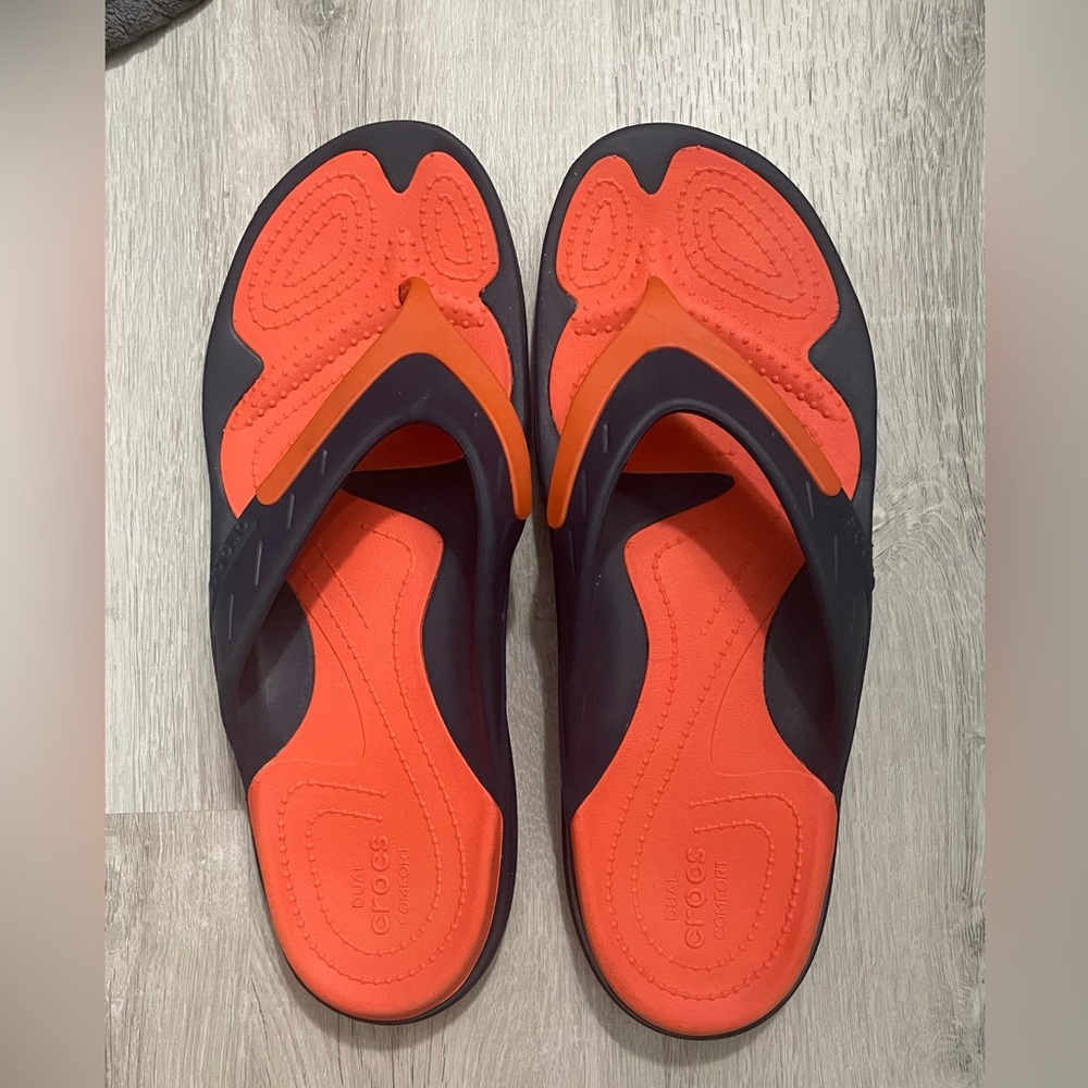 New Men’s Crocs Dual Comfort size 12